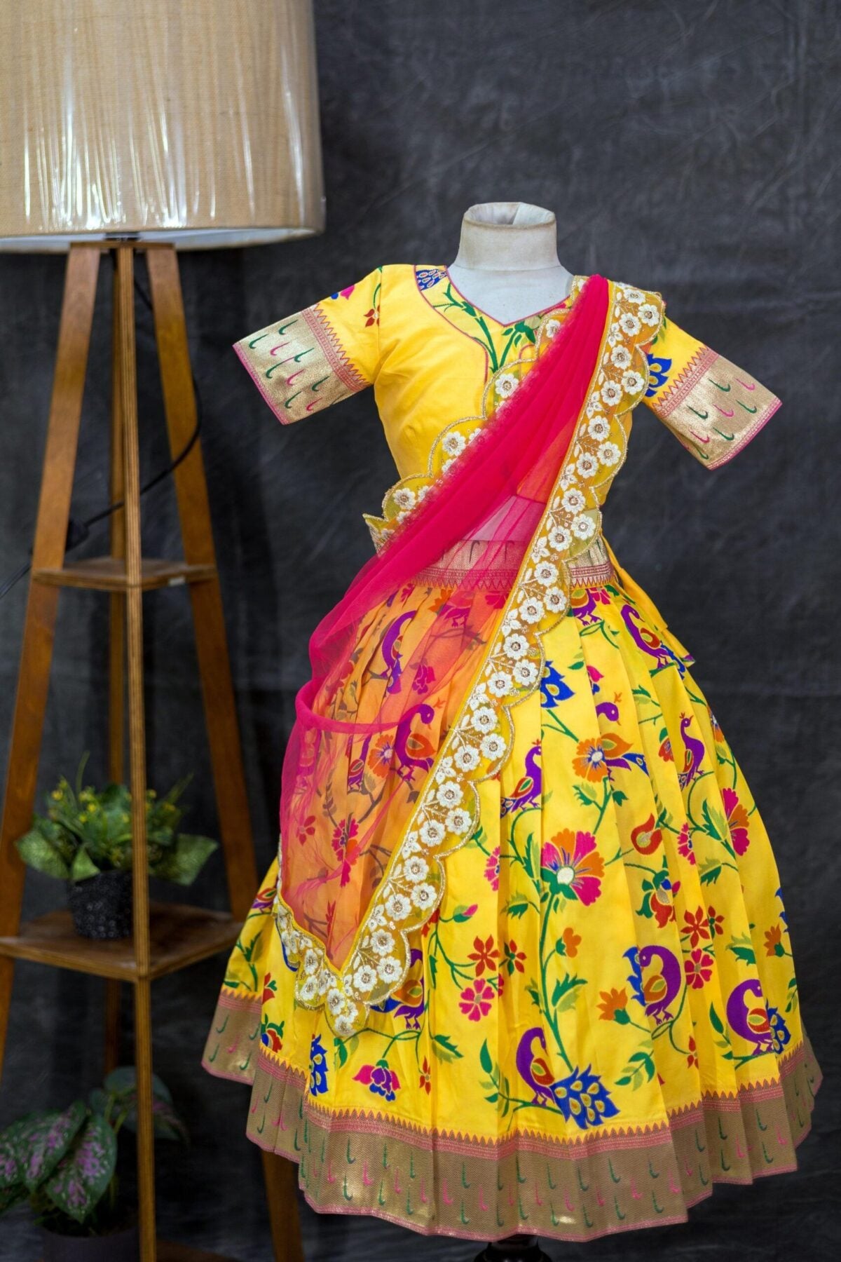Paithani half saree model