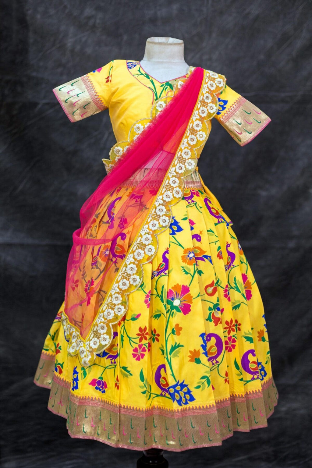 Paithani half saree model