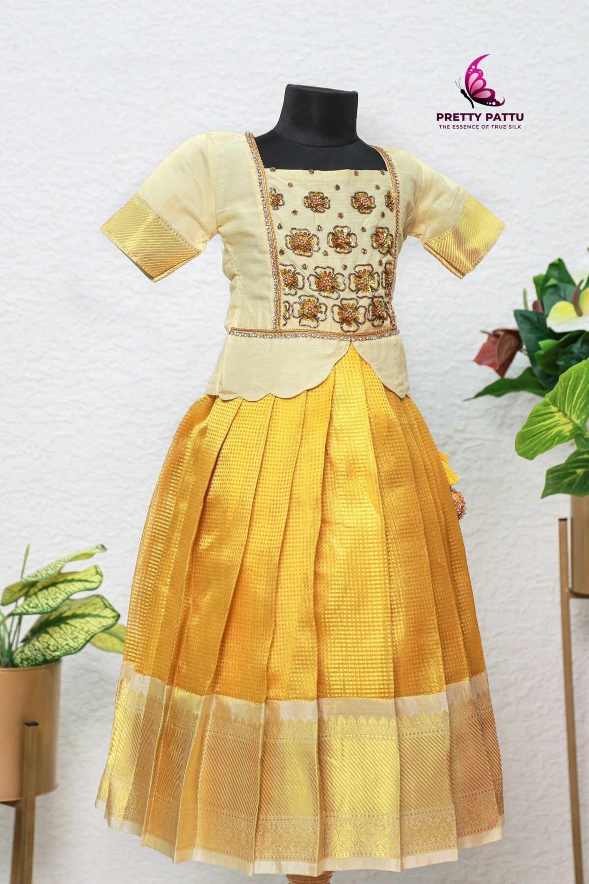 Premium Tissue Banarasi