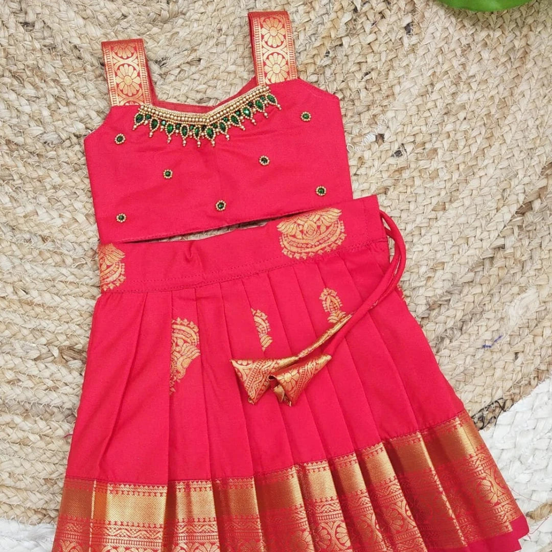 KUMBAKONAM SOFT-SILK LEHENGA AARI WORK TOP