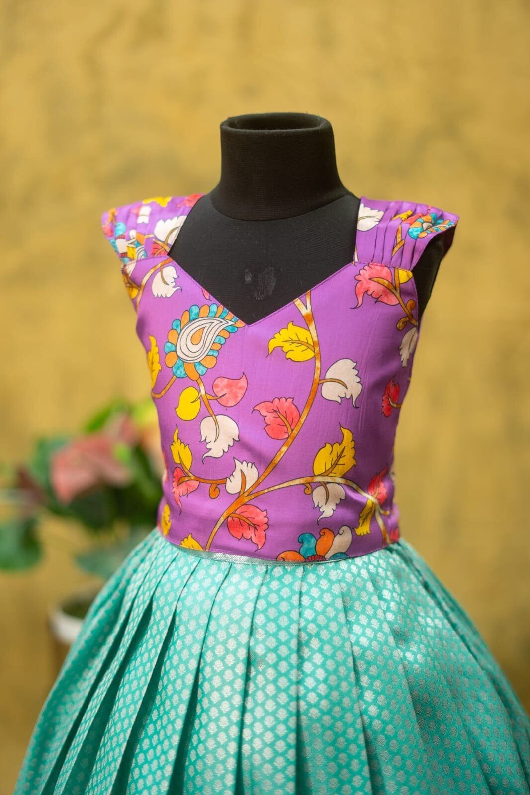 Kanchi Pattu Lehenga