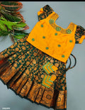 Kanchi pattu Pavadai
