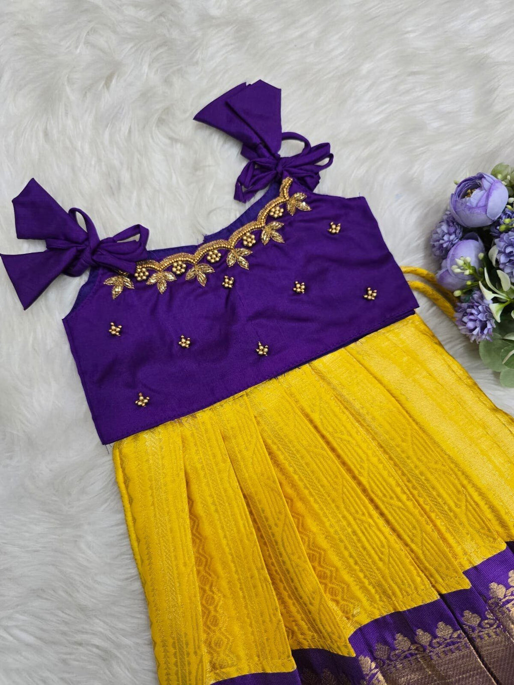Semi Kanchi Pattu Lehanga