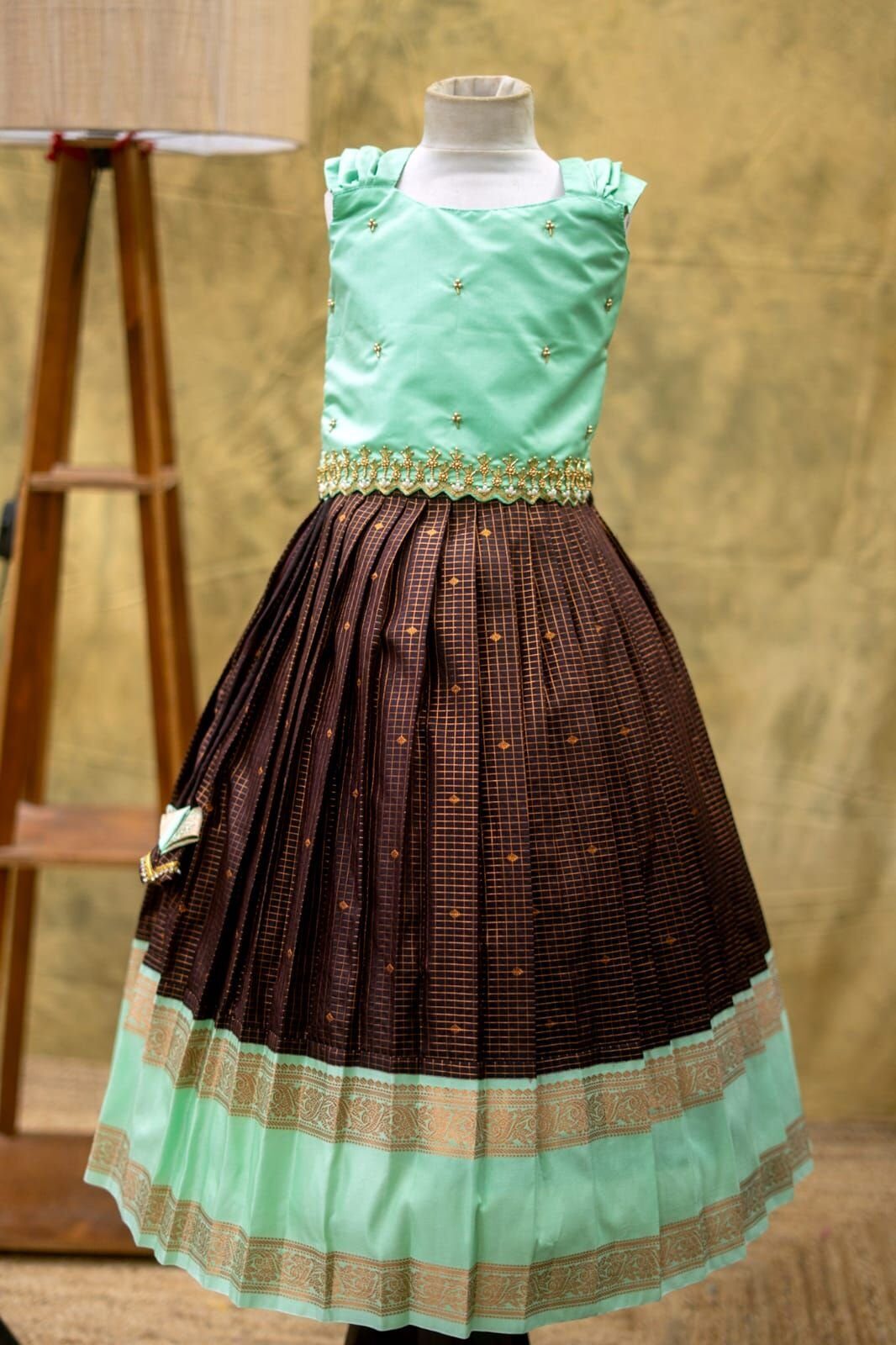 Kumbakonam Soft Silk Vairaosi Fabric