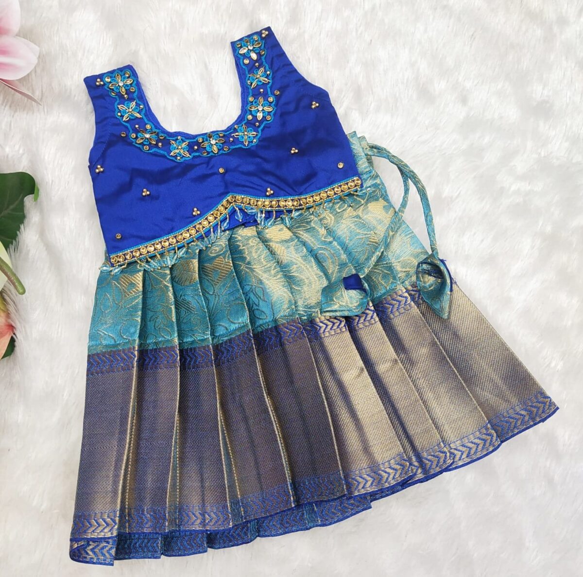 TISSUE BANARSI LEHENGA WITH SILK COTTON TOP