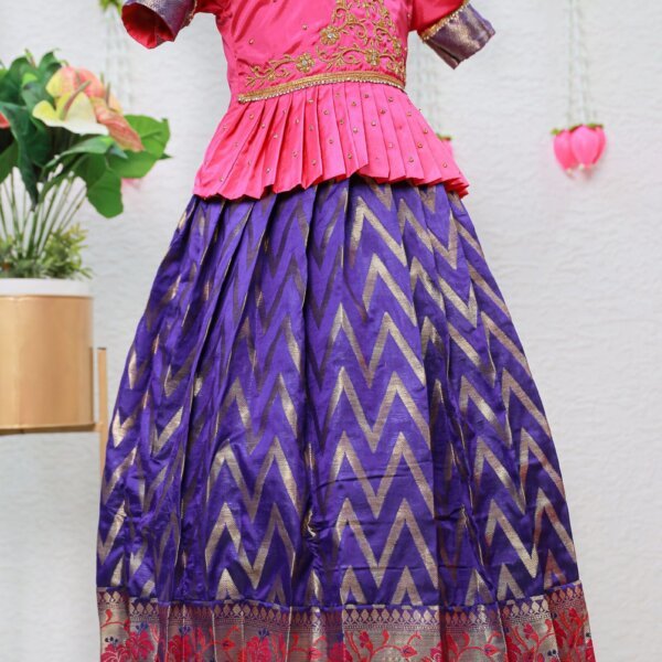 KANCHI PATTU LEHANGA