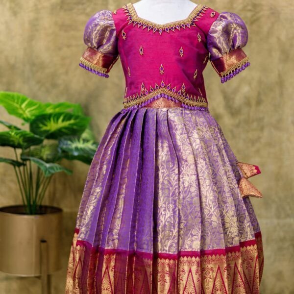Tissue Banarasi Lehanga Set