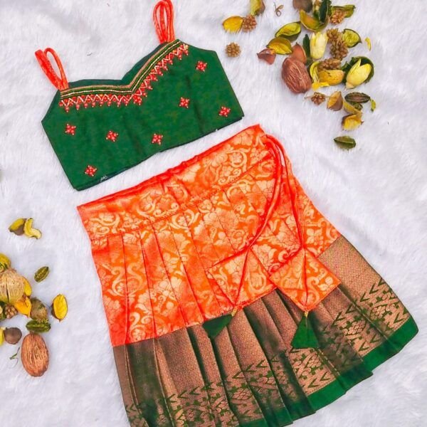 Semi Kanchi Pattu Lehanga