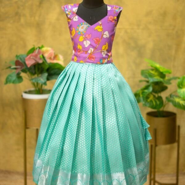 Kanchi Pattu Lehenga